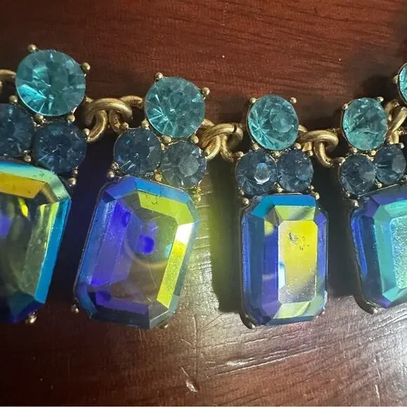 J. Crew Rare Brûlée Iridescent Blue Teal Crystal Gem Statement Necklace * flaw - Picture 9 of 16